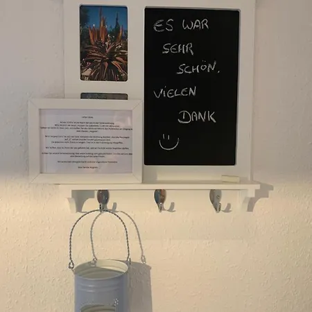 Fewo Uma アパート Schürsdorf